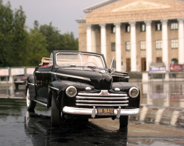 Ford 1946 - [B.Tannen's car] - Back to the Future II