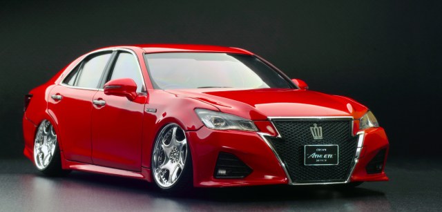 Toyota Crown Athlete 2015