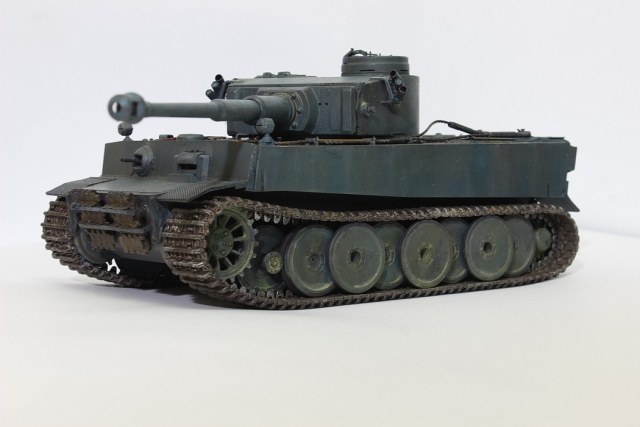 TIGER-I Pz. Kpfw.VI Ausf. E
