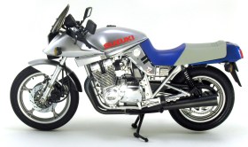Suzuki GSX 1100S Katana