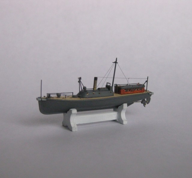 Японский 17м. паровой/дизельный  катер