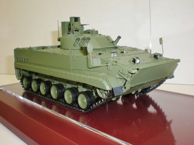 Машина командира батареи 9П157-4