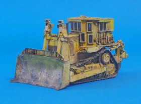 D9 Bulldozer