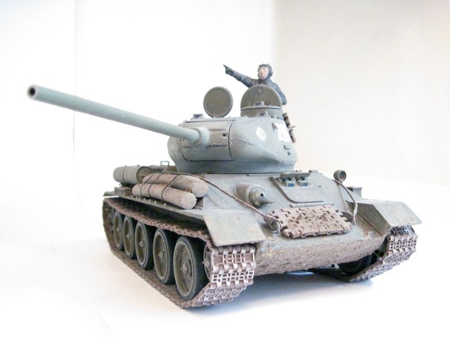 Т-34/85 в 25м масштабе