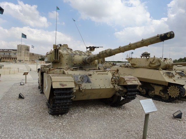 Танковый музей в Латруне