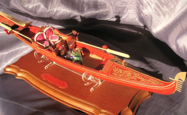 Свадебная гондола из Лас Вегаса. Shicheng model 1:20