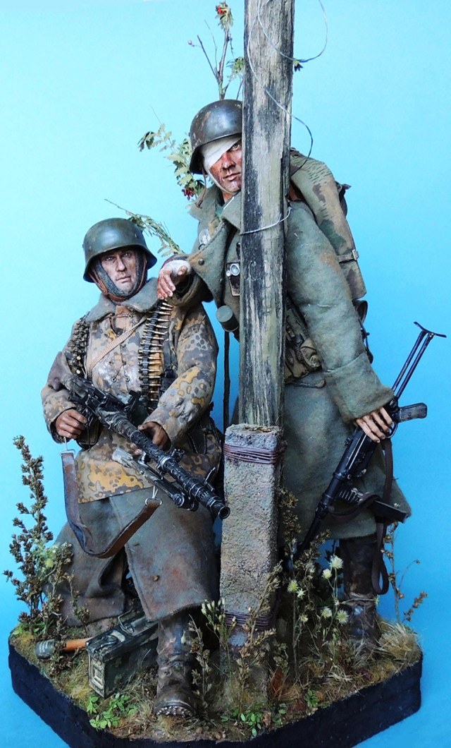 Два поГанца и рябина.