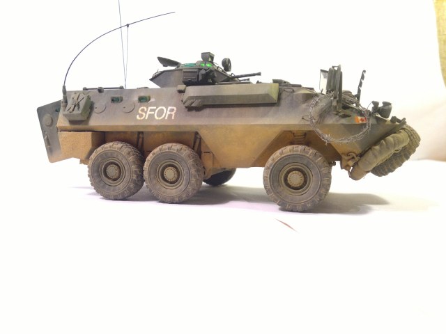 Канадский медвежонок AVGP Grizzly (late)