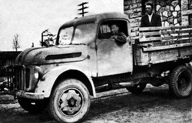 Steyr 1500 А  (Steyr 270 Lkw mit Pritsche)