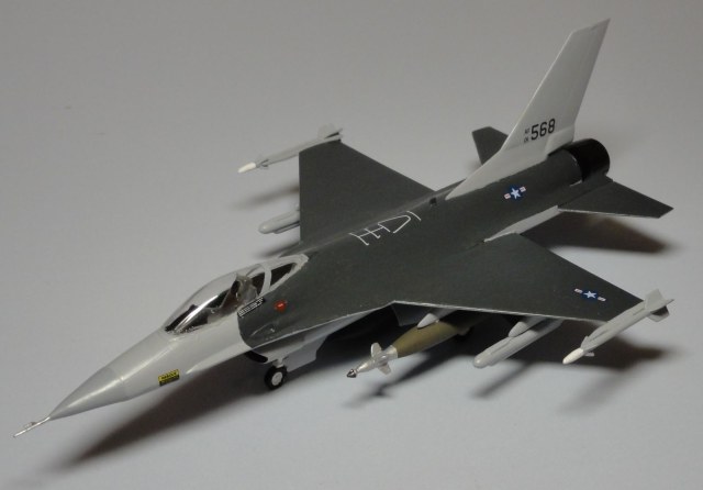 F-16 Fighting Falcon