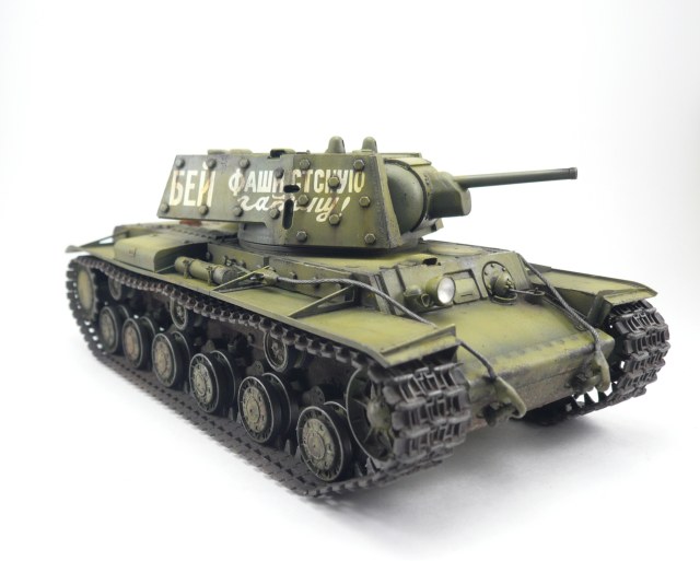 КВ-1 с экранами