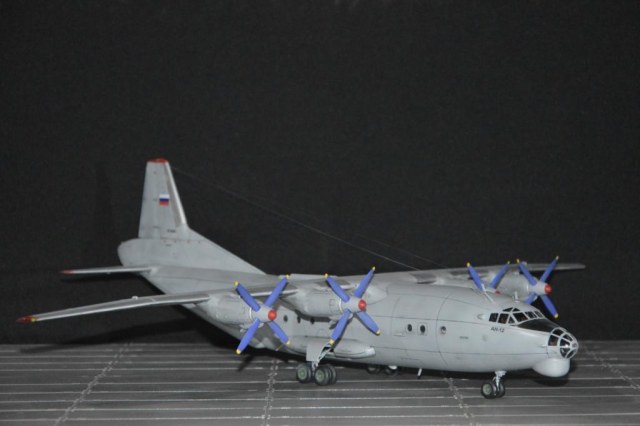 Ан-12БК  RF-95409