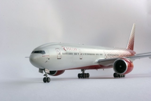 Boeing 777-300 Россия (Rossiya) EI-GFB