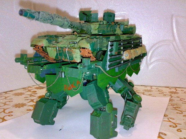 Танковый горный экзоскилет Алтай