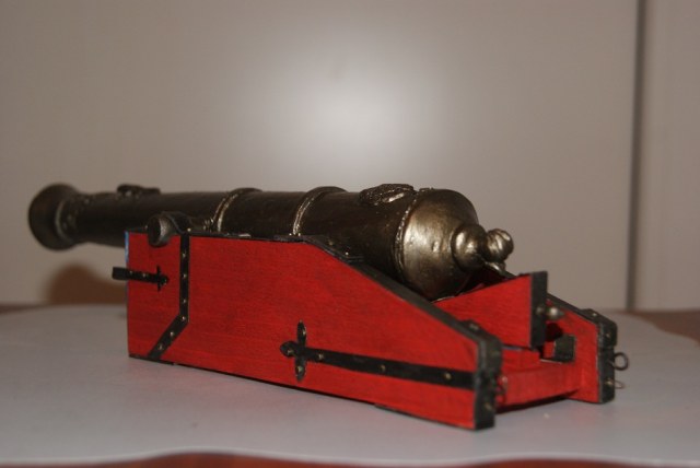 Французская корабельная полукулеврина ХVIв.