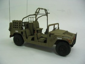 Подвозчик боеприпасов на базе Хаммера