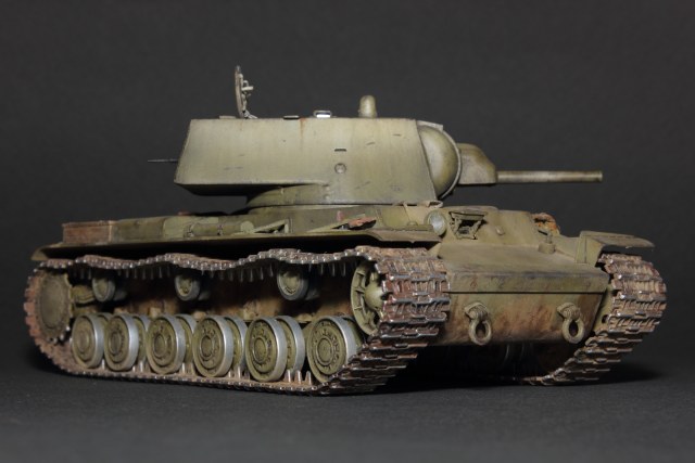 Советский тяжёлый танк КВ-1 обр. 1940г. с орудием Л-11