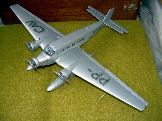 Ju52 или Тетушка Ю из Бразилии где в лесах много-много диких обезьян