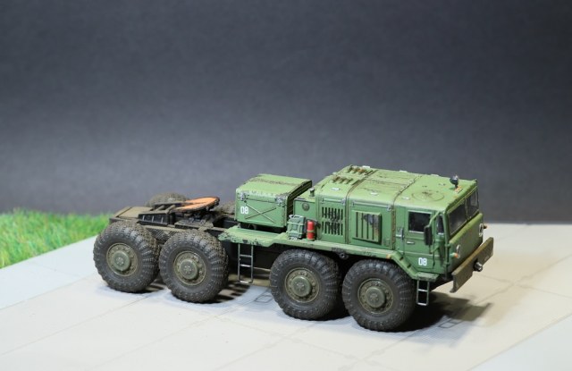 седельный тягач МАЗ-537