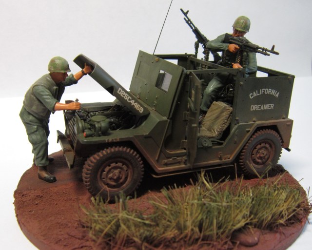 Бронированный автомобиль М151А1