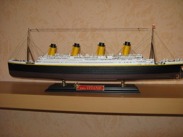 R.M.S. TITANIC