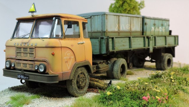 КАЗ-606А "Колхида" с полуприцепом ОдАЗ-885