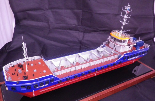 Грунтовозная шаланда "Трудовая"