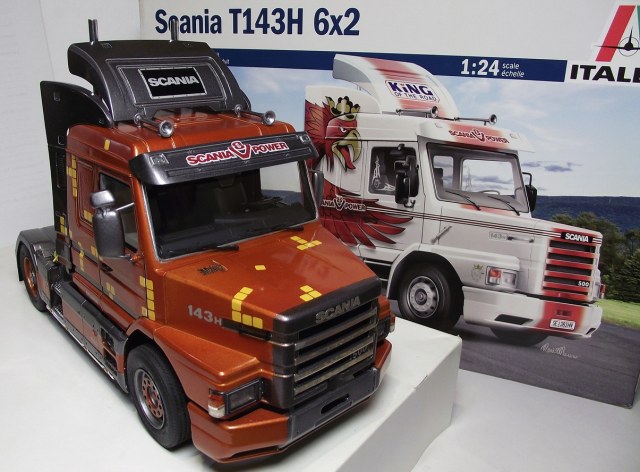 SCANIA T143 (4x2) "Tetris-style"