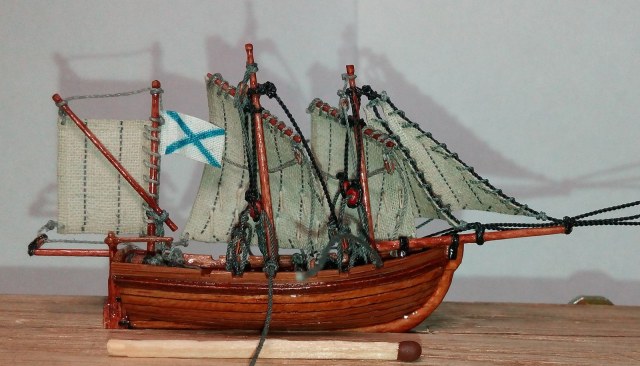 Баркас в бутылке