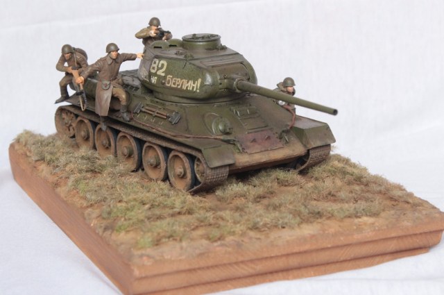 Т-34-85 c десантом