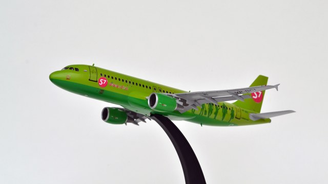 Airbus A-320 S7 Airlines VP-BCI