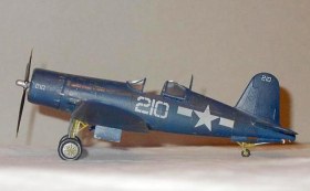 F4U-1