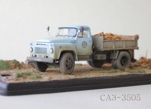 САЗ-3504 "Вот кто п..з..т кирпичи!"