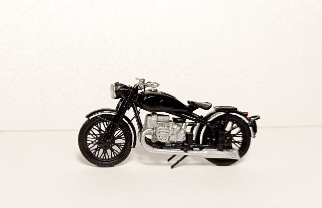 Мотоцикл М 72 1/43