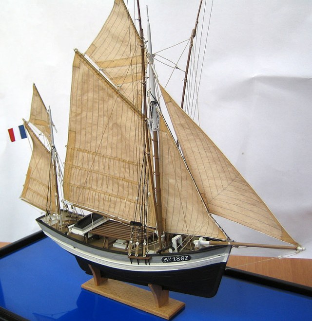 Французский рыболовный иол