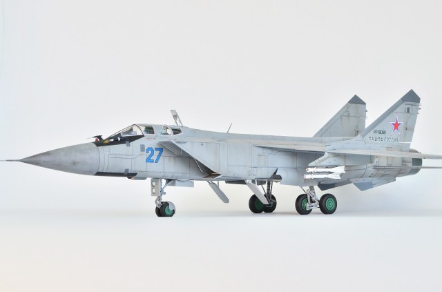 МиГ-31ДЗ    27(синий) аэр.Елизово