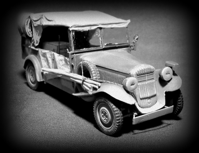 Mercedes-Benz Kübelwagen Krankenwagen