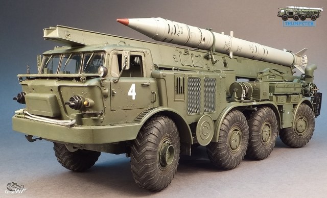 Russian 9P113 TEL w/9M21 Rocket of 9K52 Luna-M