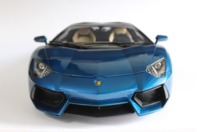 Lamborghini Aventador LP 700-4 Roadster - Monterrey Blue.