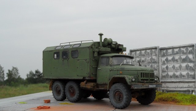 Зил 131 "Кунг".