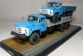 ЗИЛ-133ГЯ перевозит ЗИЛ-130