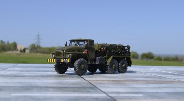 АПА-5Д на шасси УРАЛ-4320