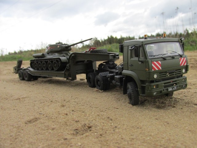 КАМАЗ-65225 с п/п ЧМЗАП-5247Г