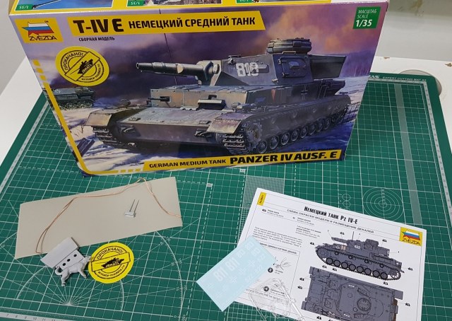 Комплект бонусов к предзаказу на PzKpfw IV Ausf.E от Звезды