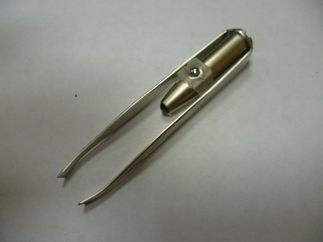 Пинцет HB88 со светодиодом