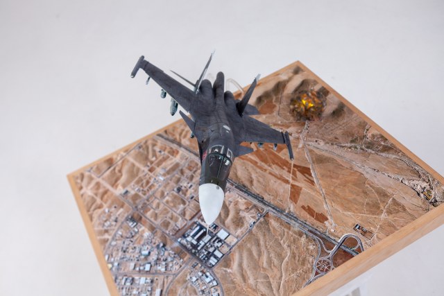 Су-34 "Селезень в песочнице"