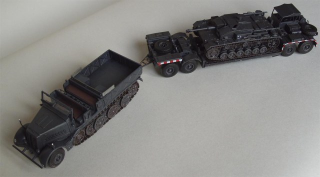 Sd.Kfz.9 (18t) Half-track & Sd.Ah.116