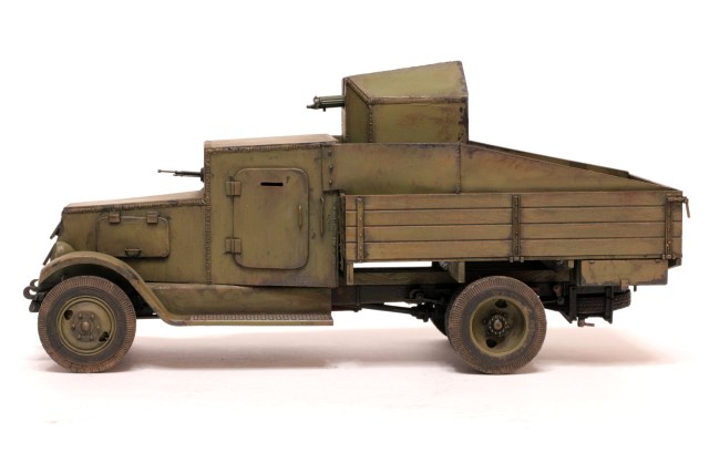 Бронемашина ЗИС.