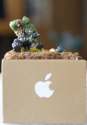 iPhone 40K или однажды в Купертино