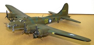 B-17F "menfis belle"